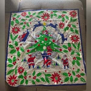 Lush Rocking Around The Christmas Tree Knot Wrap made from 100% organic cotton